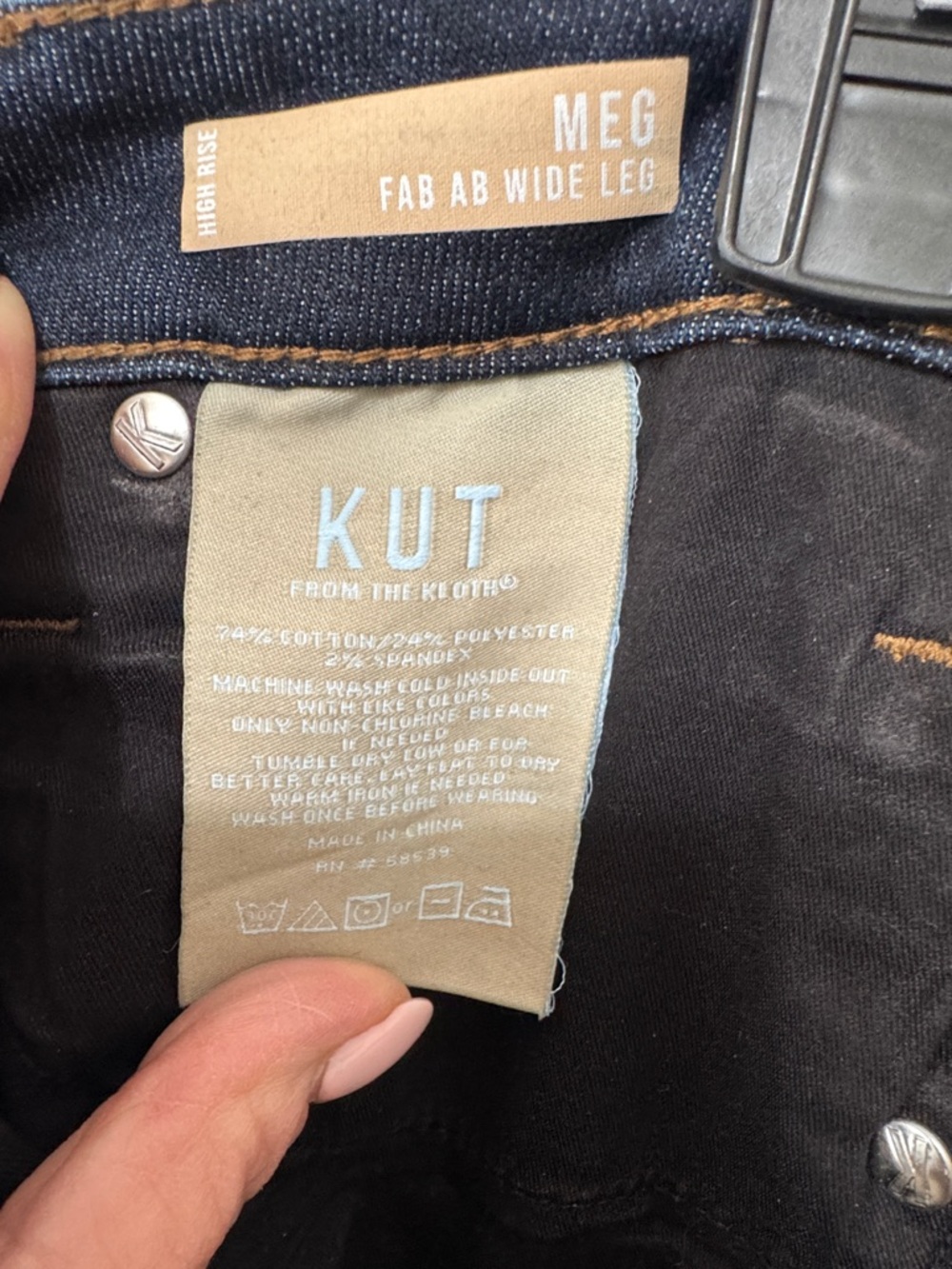 KUT FROM THE KLOTH Meg High Rise Fab Ab Wide Leg Roll Up Jeans - Picture 7 of 8